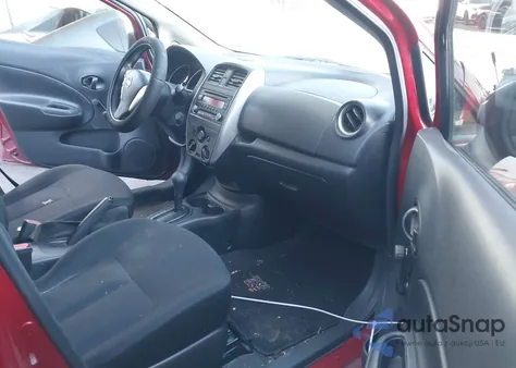 2015 Nissan Versa Note S Plus z USA, uszkodzony, nr VIN 3N1CE2CP1FL351582